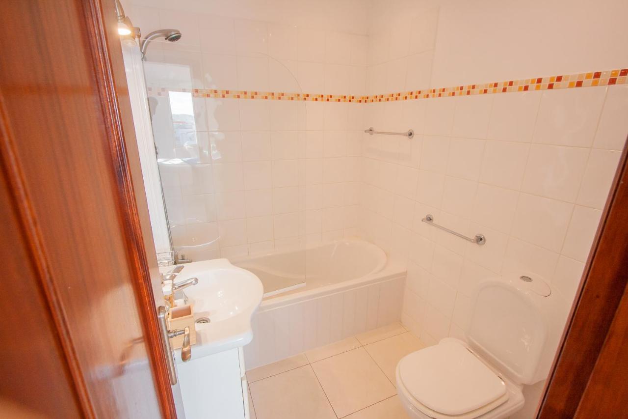 Apartamento Luztur Luaran gambar